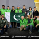 Pakistani runners pose for a picture in Sydney